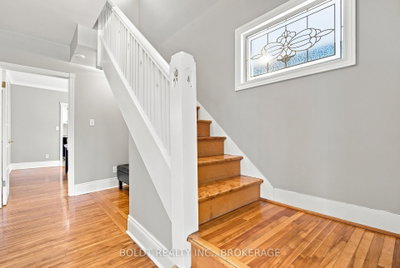 42 Thomas Street • St. Catharines, ON photo 8