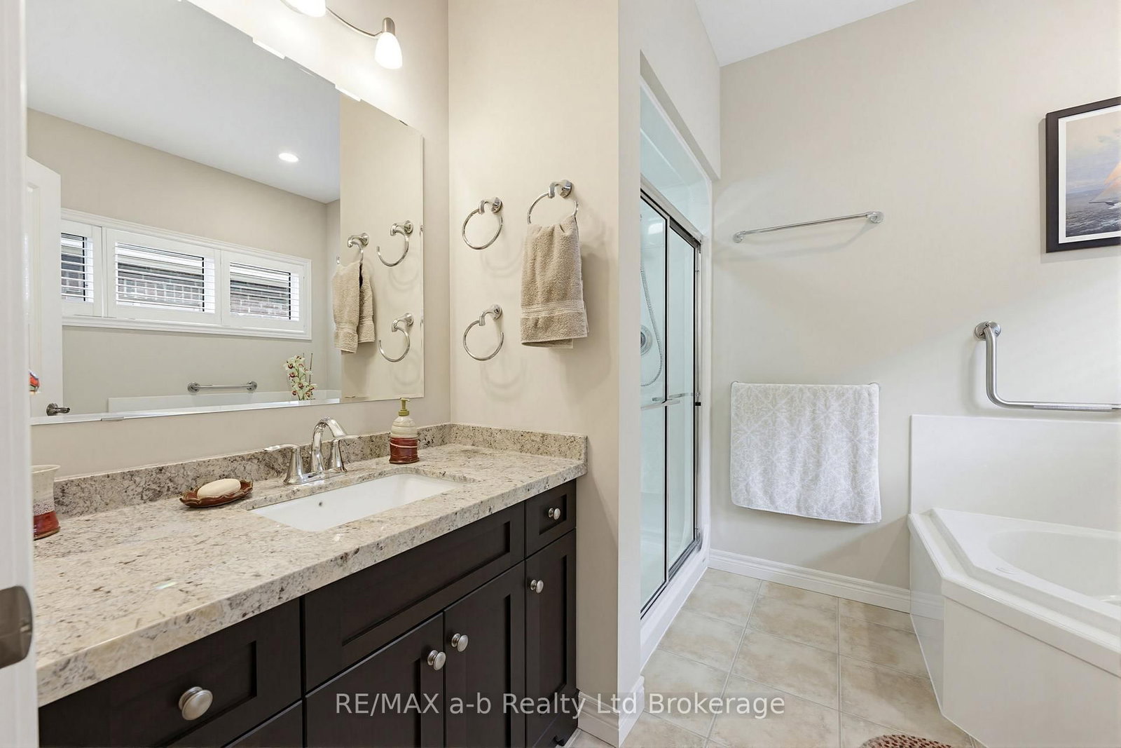 911 Ridgewood Drive • Woodstock, ON photo 13