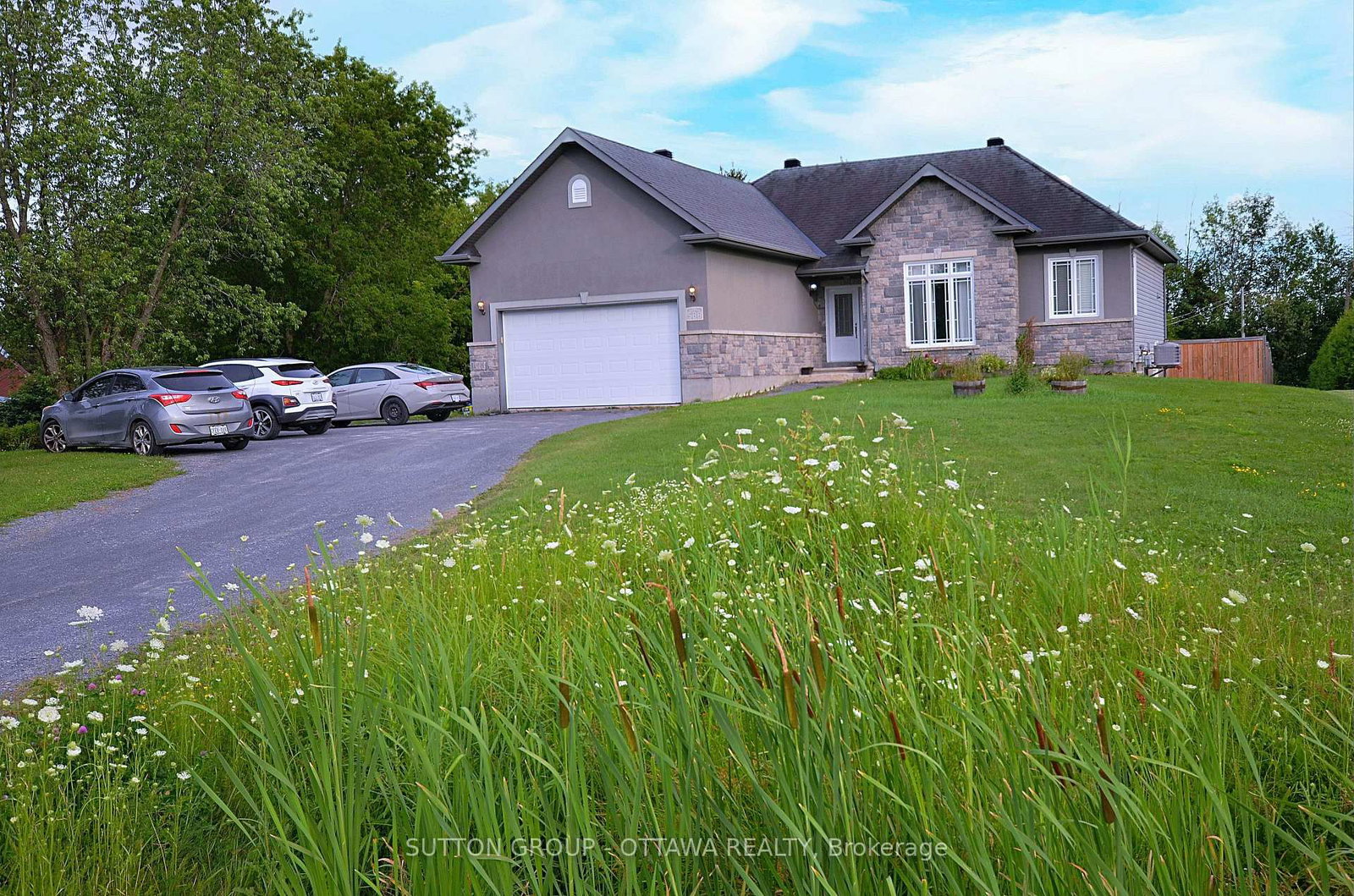 588 Russell Road • Clarence-Rockland, ON photo 1