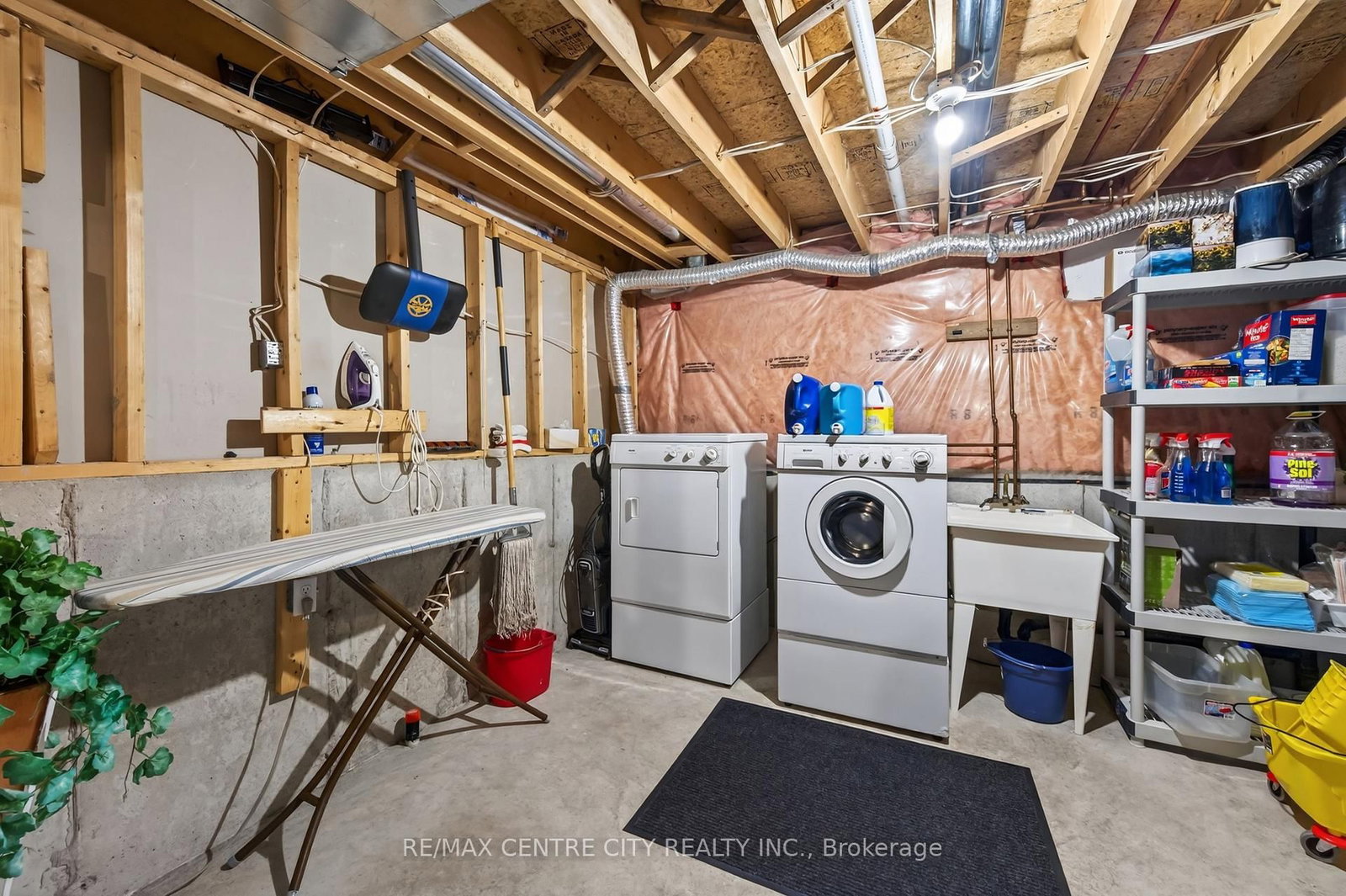 128 Crimson Crescent • London East, ON photo 39