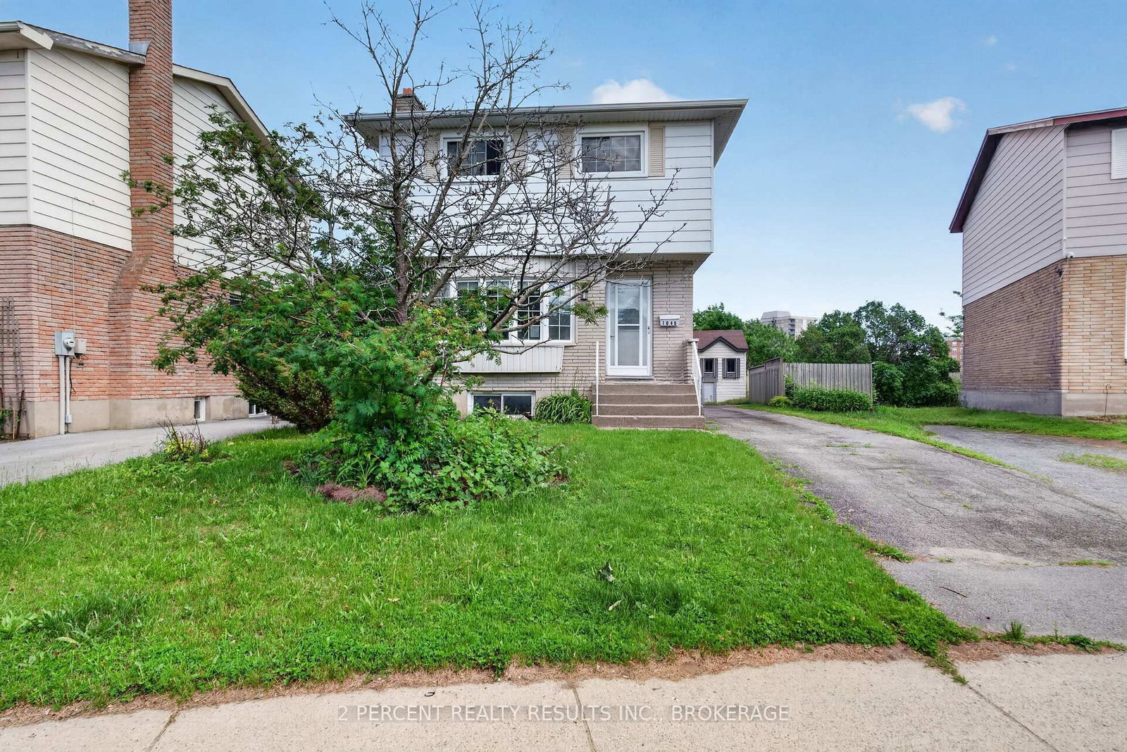 1046 Pinewood Place • Kingston, ON photo 2