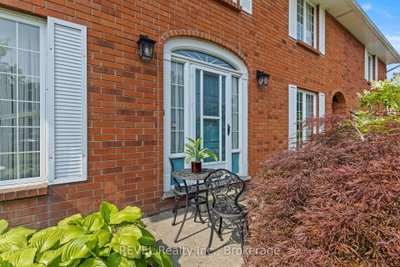 7190 Waterloo Drive — photo 4