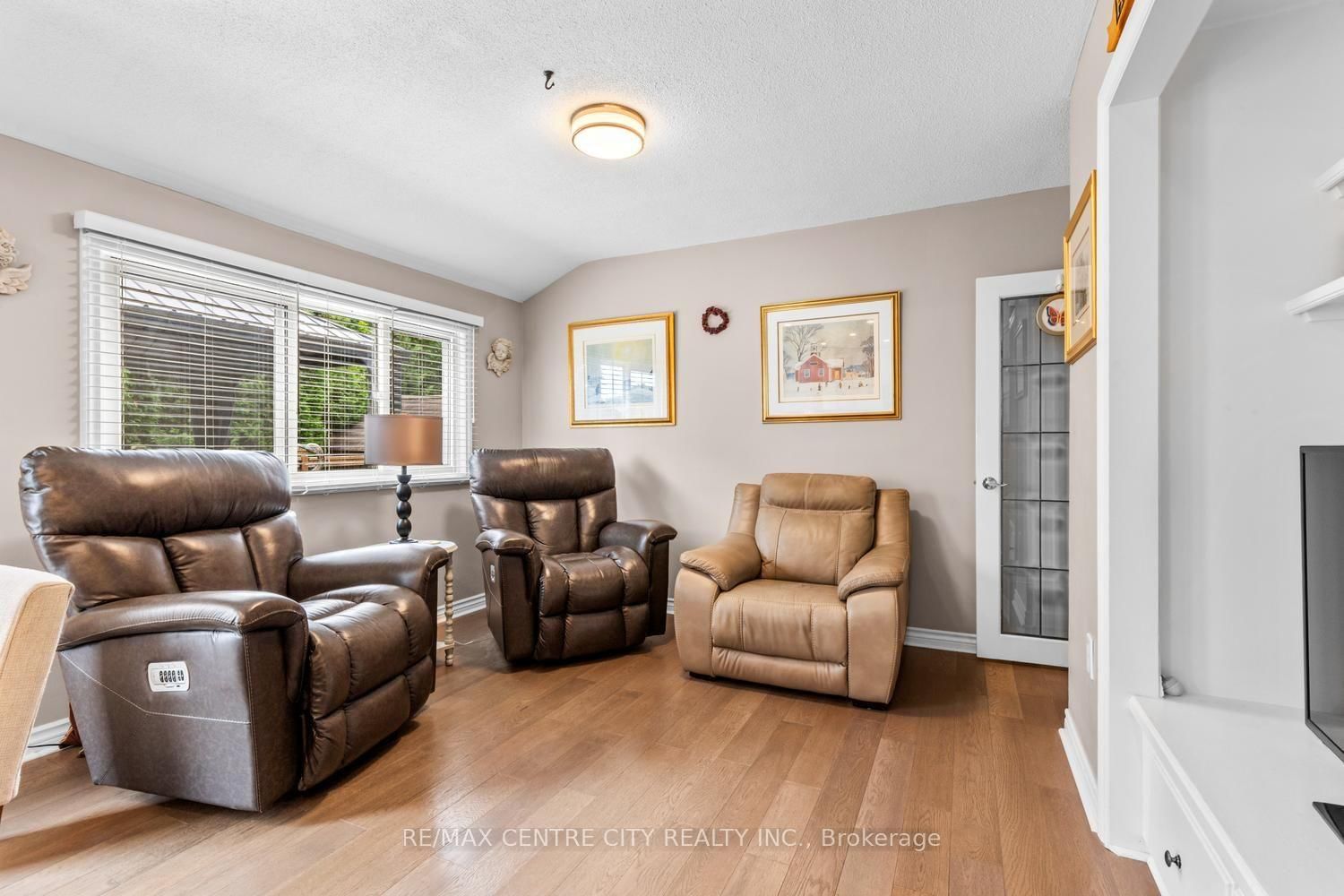 764 Valetta Street • London North, ON photo 16