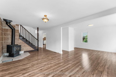 1062 Montreal Street • Kingston, ON photo 9