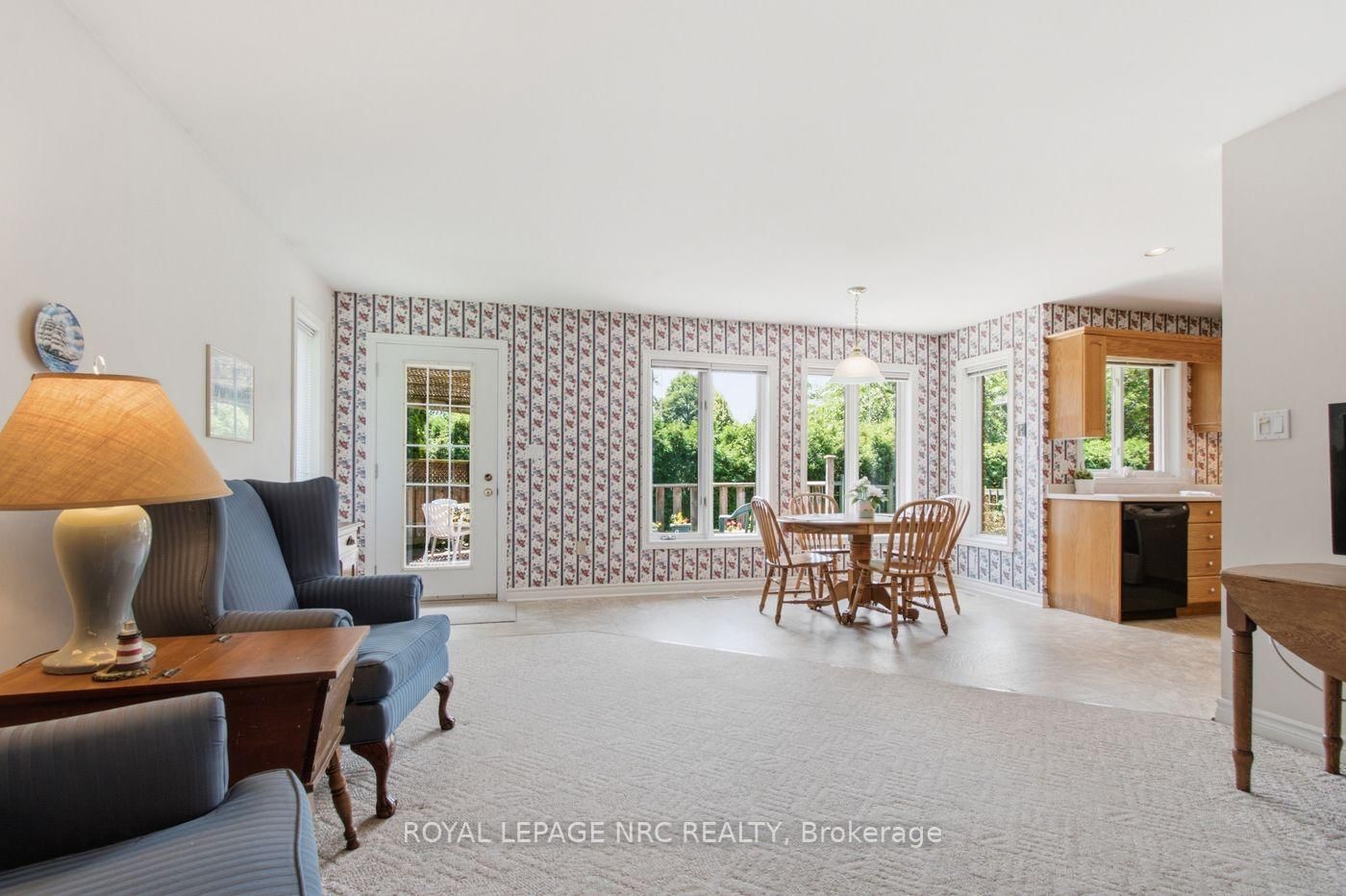 7690 Mount Carmel Boulevard • Niagara Falls, ON photo 14
