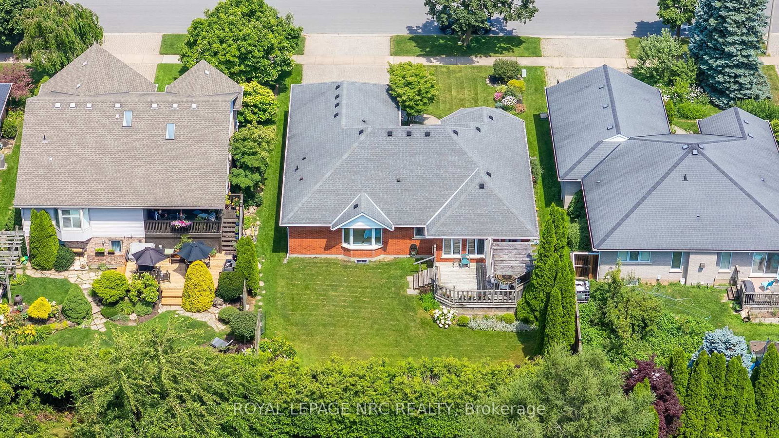 7690 Mount Carmel Boulevard • Niagara Falls, ON photo 41