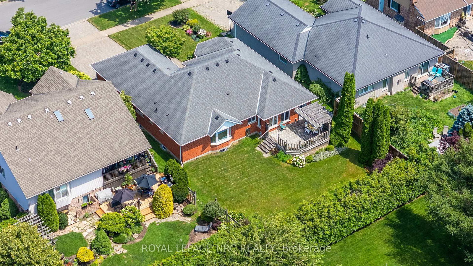 7690 Mount Carmel Boulevard • Niagara Falls, ON photo 42