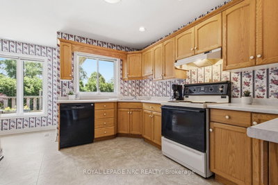 7690 Mount Carmel Boulevard • Niagara Falls, ON photo 8