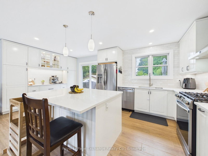 453 Elgin Street