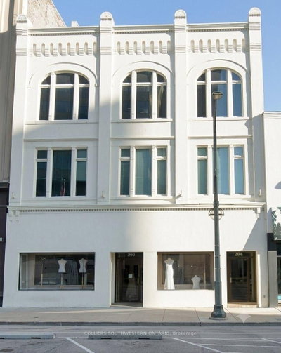 284 Dundas Street