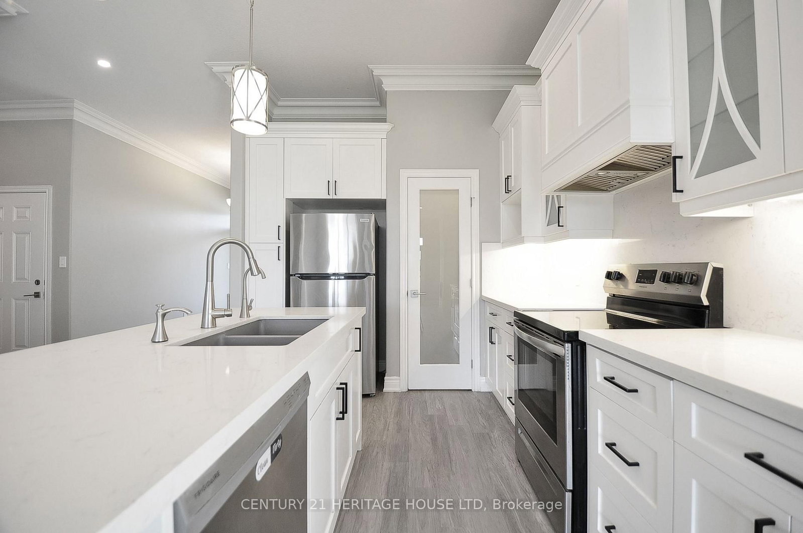 230 S Orr Street • Stratford, ON photo 10