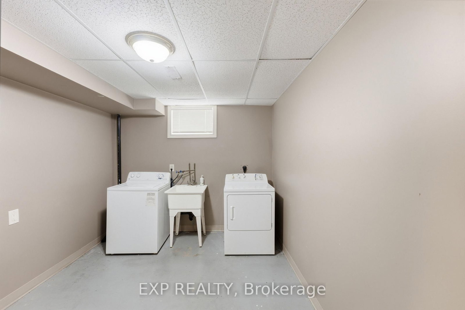 7226 Alex Avenue • Niagara Falls, ON photo 28