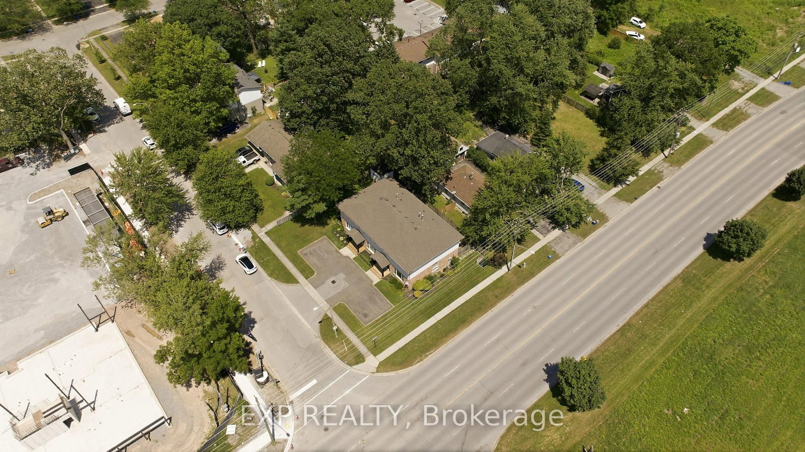 7226 Alex Avenue • Niagara Falls, ON photo 32