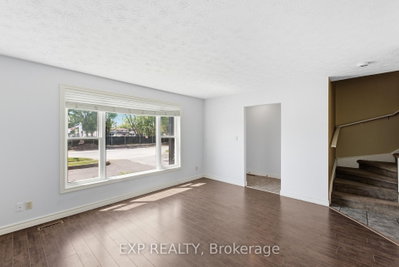 7226 Alex Avenue • Niagara Falls, ON photo 4
