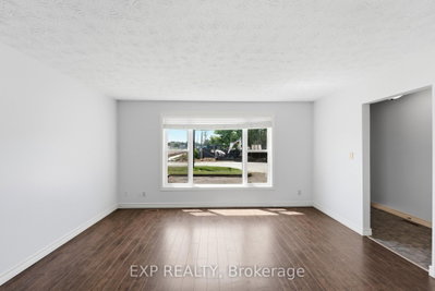 7226 Alex Avenue • Niagara Falls, ON photo 6