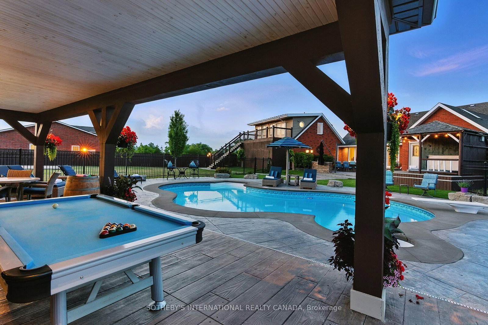 551 Darby Road • Welland, ON photo 43