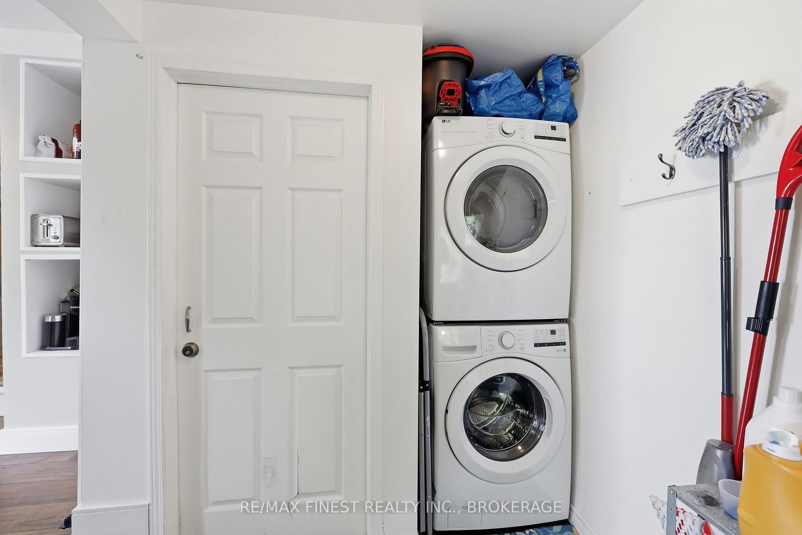 414 Dundas Street • Deseronto, ON photo 14