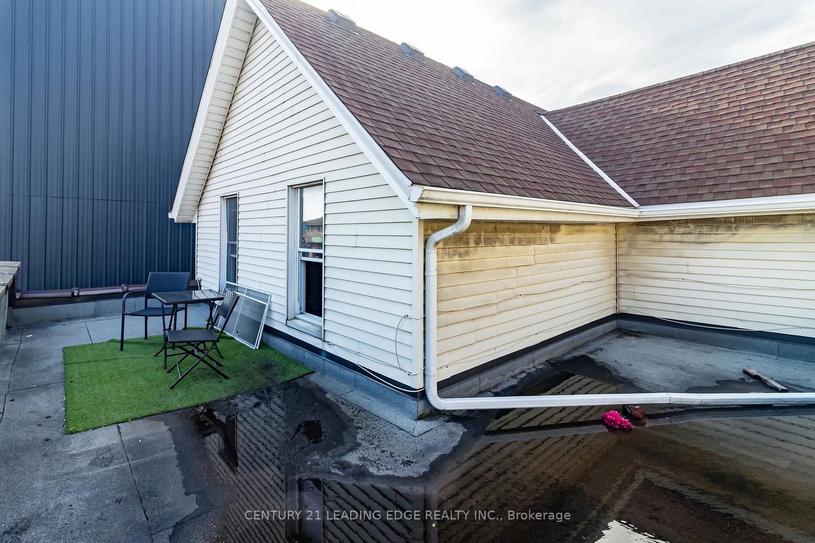 223 W Main Street • Port Colborne, ON photo 32