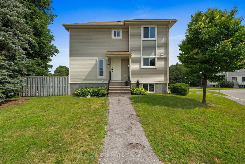6 - 108 Mcdermot Court