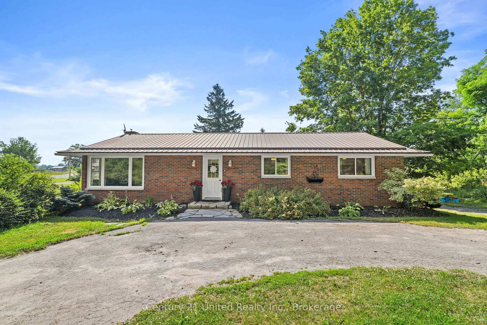 200 W Front Street • Trent Hills, ON photo 1