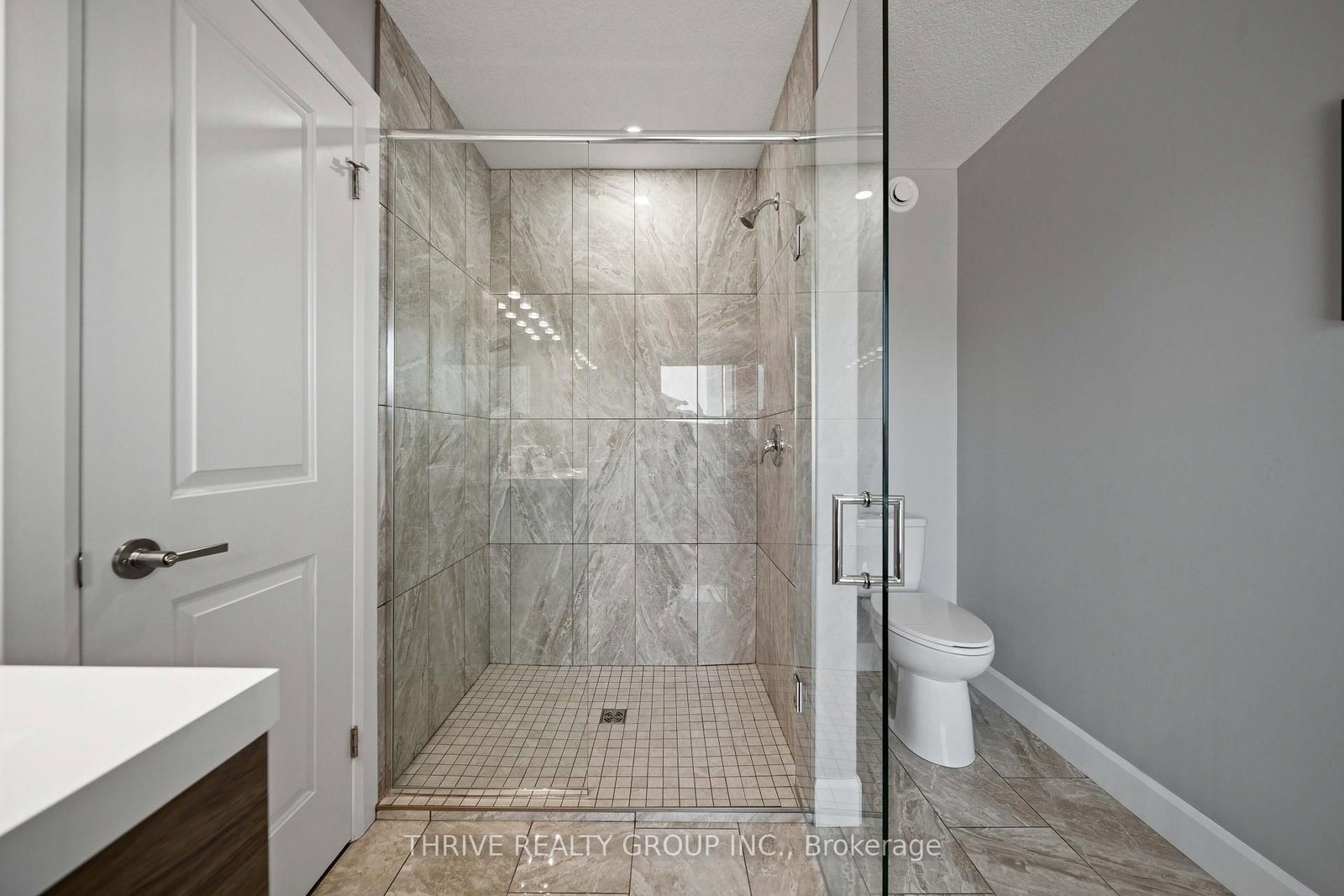 2084 Tyson Walk • London South, ON photo 38