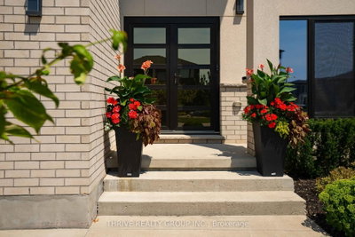 2084 Tyson Walk • London South, ON photo 4