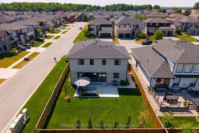 2084 Tyson Walk • London South, ON photo 6