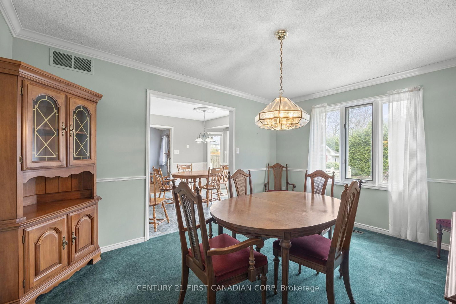 7069 Diane Crescent • London South, ON photo 12