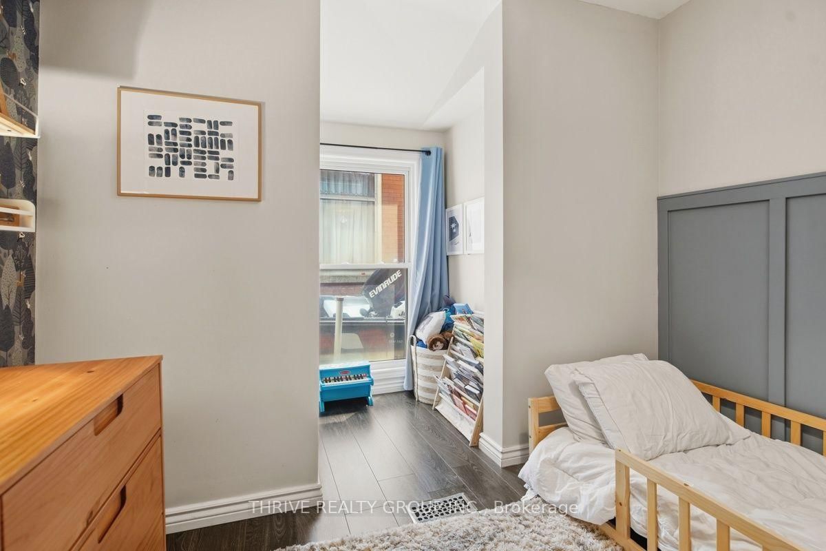 176 Centre Street • St. Thomas, ON photo 22