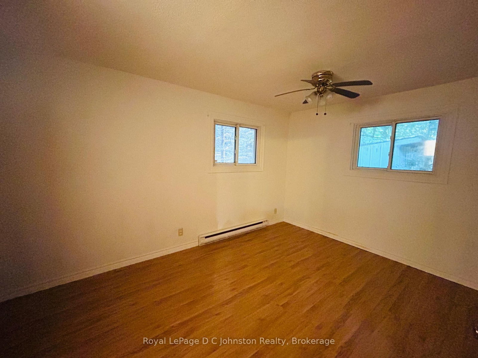300 Carlisle Street • Saugeen Shores, ON photo 12