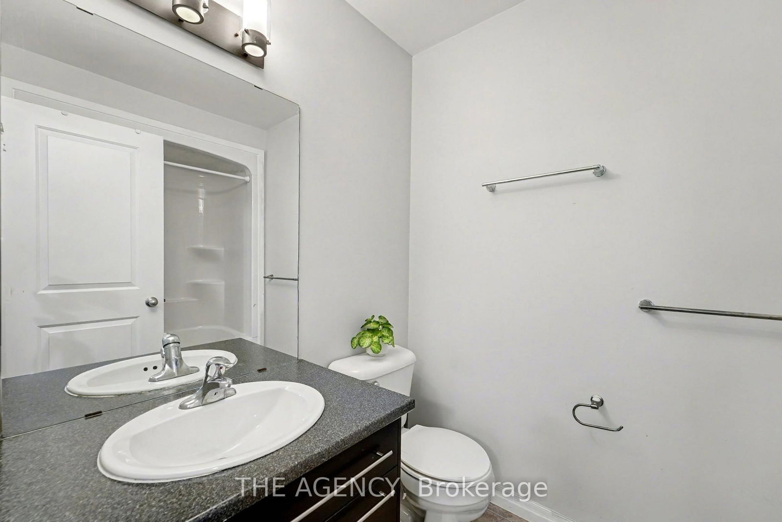 112 N Centre Road • #59 • London North, ON photo 25
