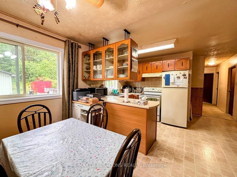 37 Matachewan Road