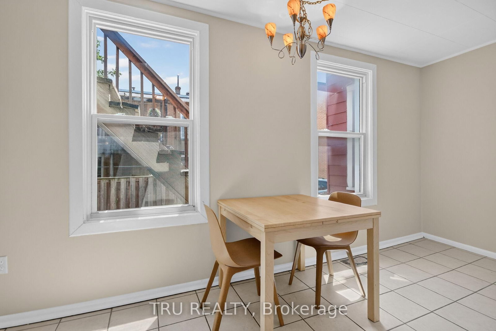 45 N Bell Street • Ottawa, ON photo 34