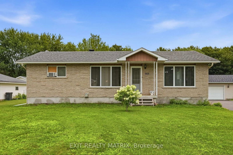 563 Lajeunesse Road