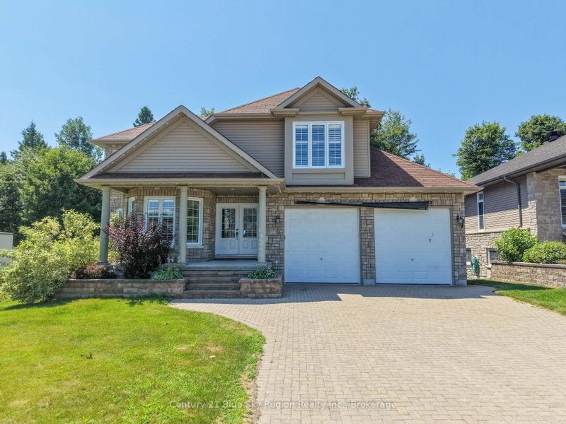 21 Stone Manor Drive, North Bay