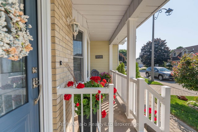 57 Edwin Crescent