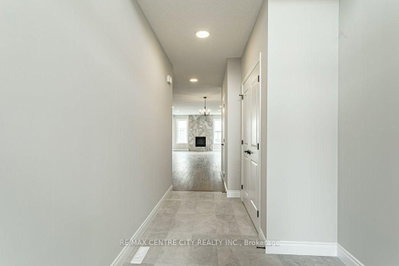 1761 Finley Crescent • London North, ON photo 5