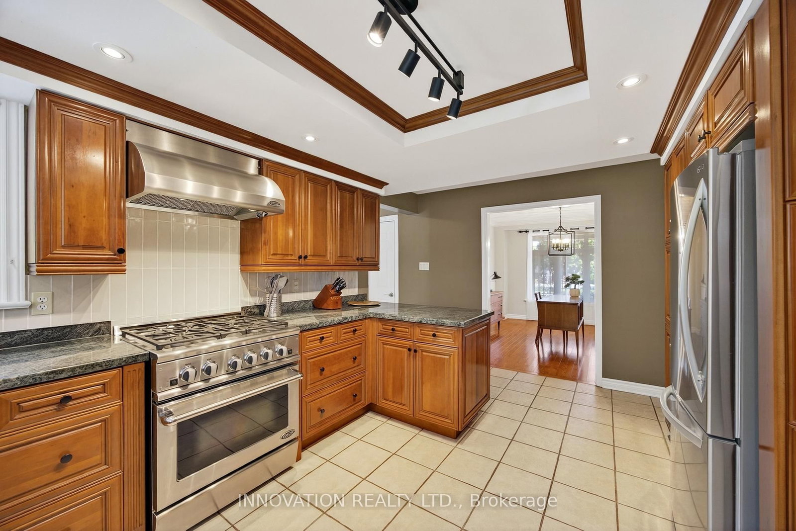 5558 South Island Park Drive • Ottawa, ON photo 21