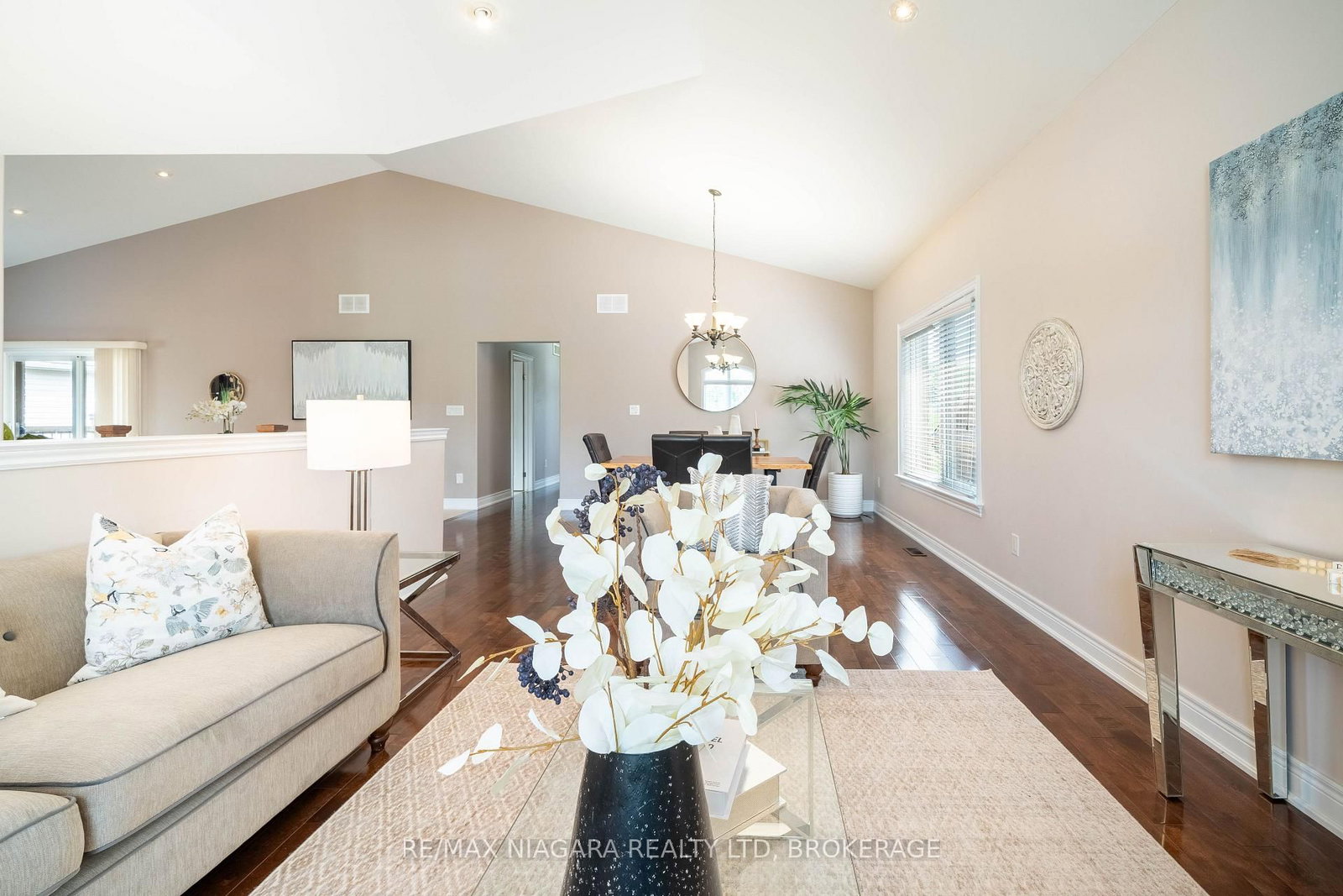 9148 Hendershot Boulevard • Niagara Falls, ON photo 16
