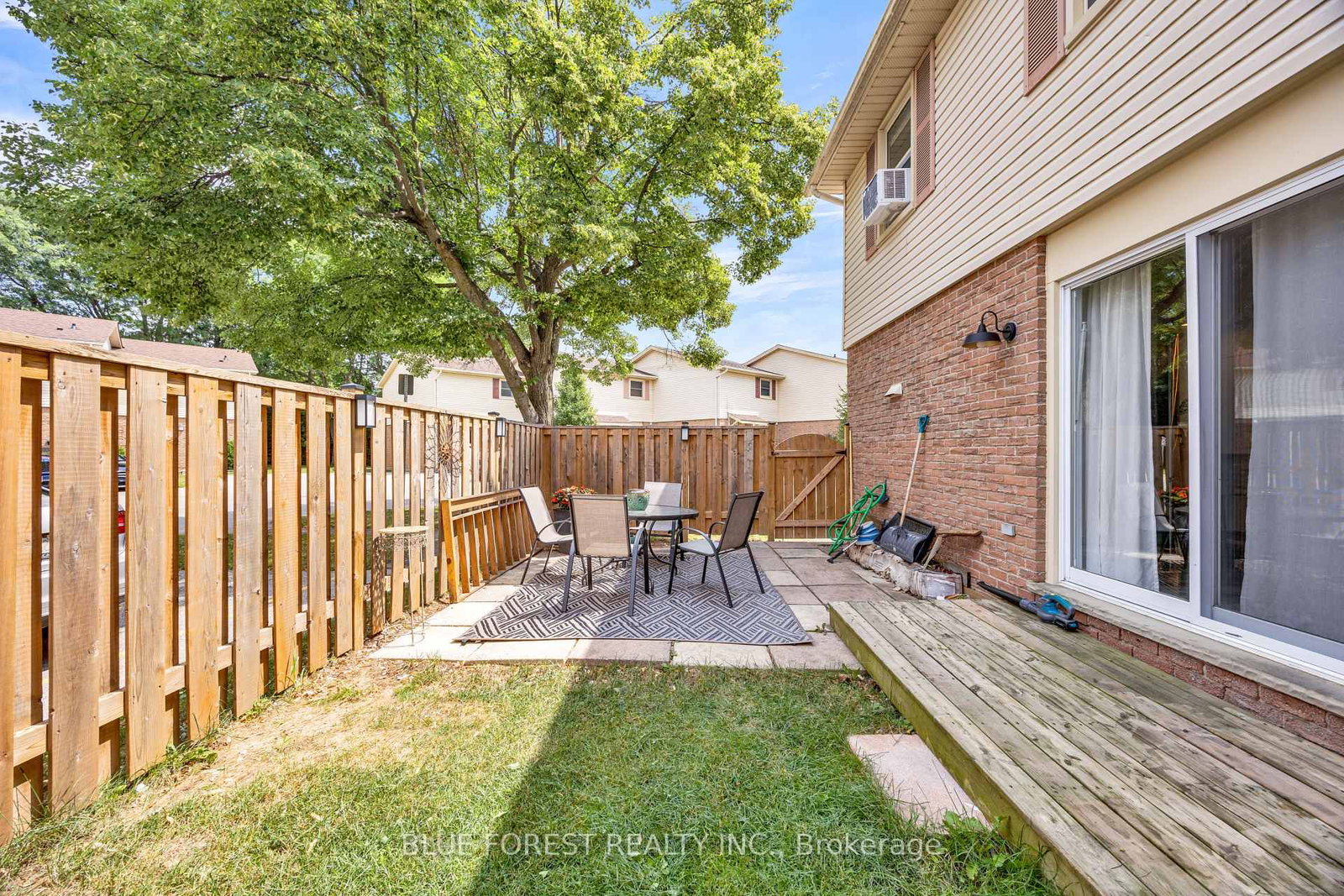 230 Clarke Road • #92 • London East, ON photo 39