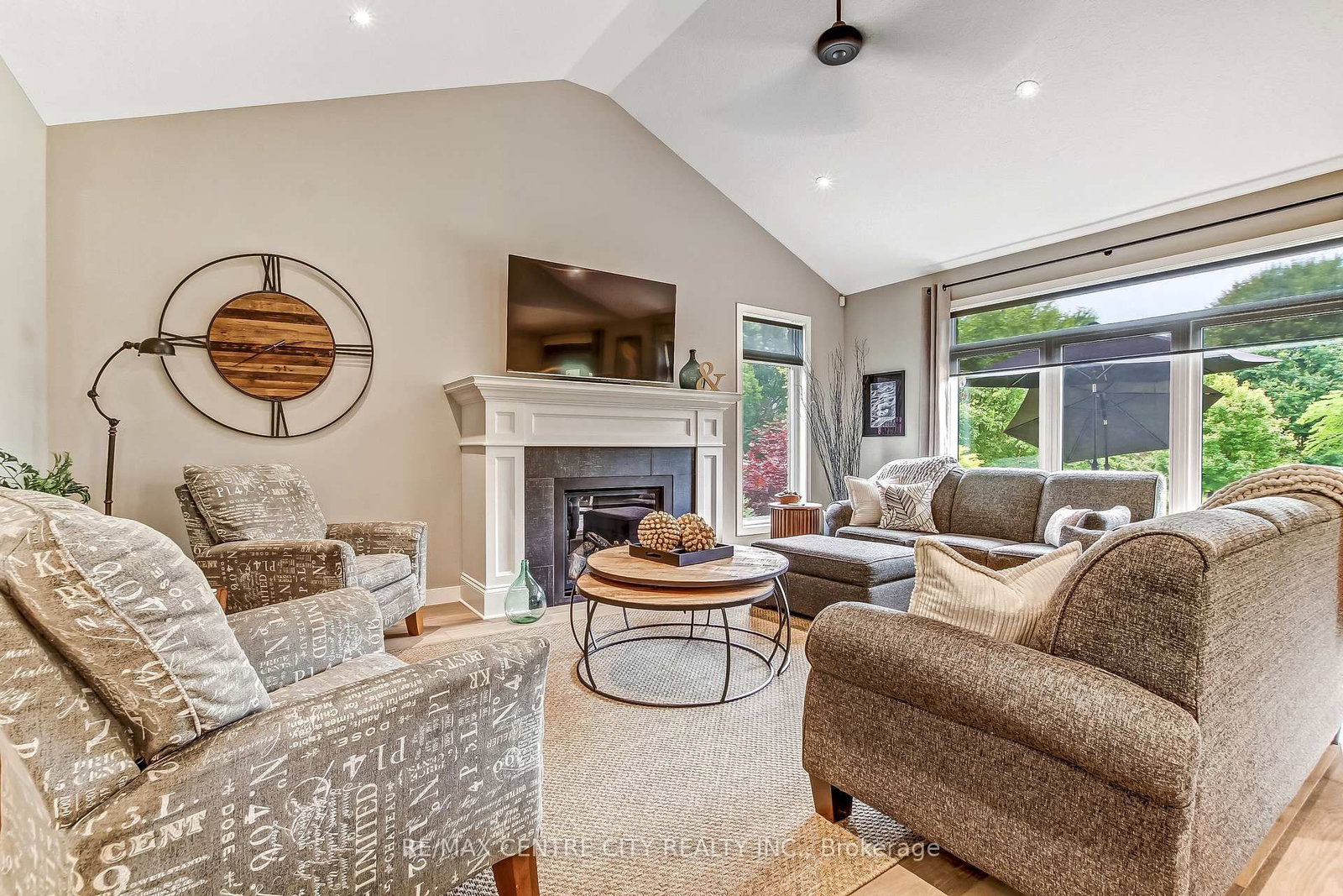 23 LINCOLN'S COVE • Central Elgin, ON photo 11
