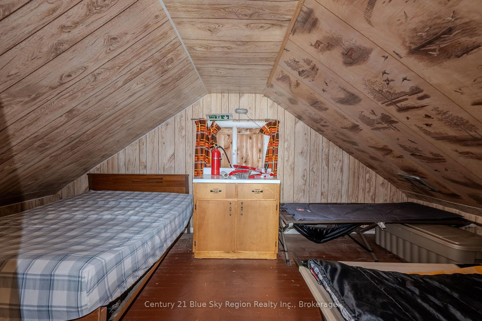 44 Island • Temagami, ON photo 15