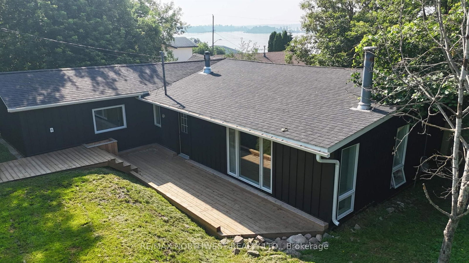 715 St Clair • Kenora, ON photo 33