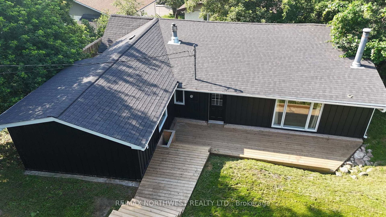 715 St Clair • Kenora, ON photo 36