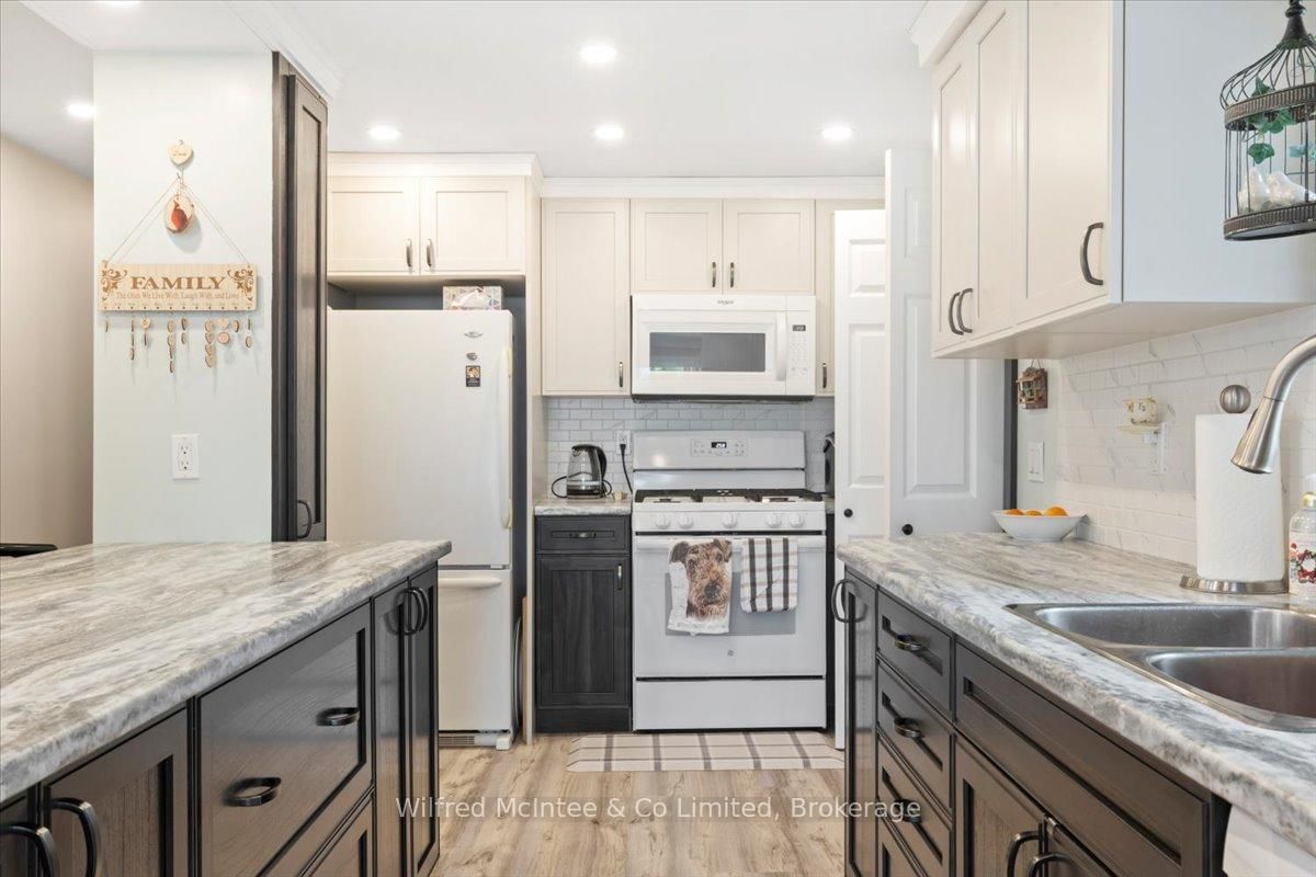 21571 Grey Road 16 • Georgian Bluffs, ON photo 9