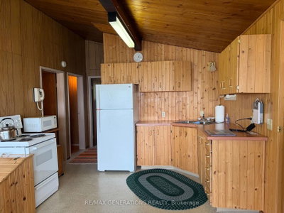 229 Lakeshore Road — more photos