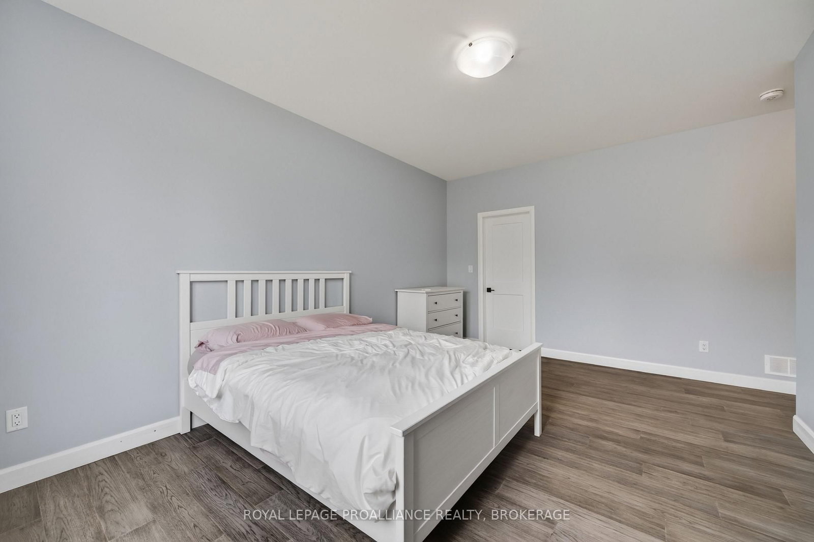 12 Petworth Road • Yarker, ON photo 21