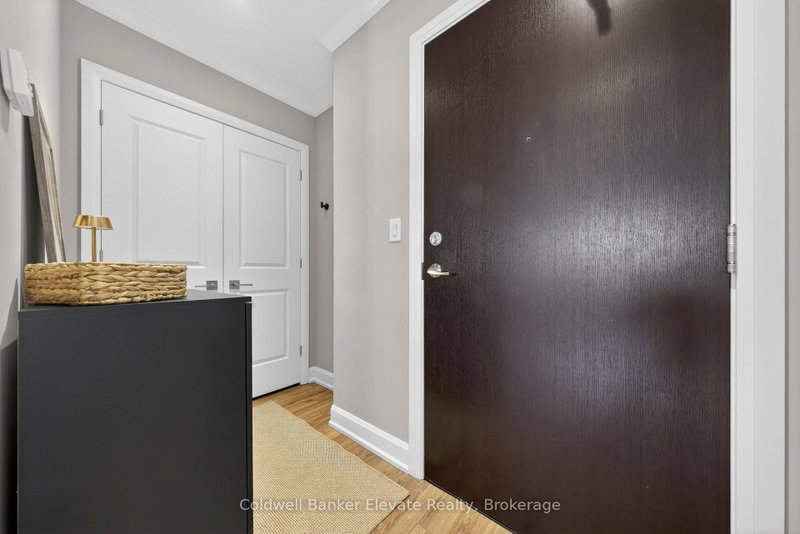 205 - 2 King Street W