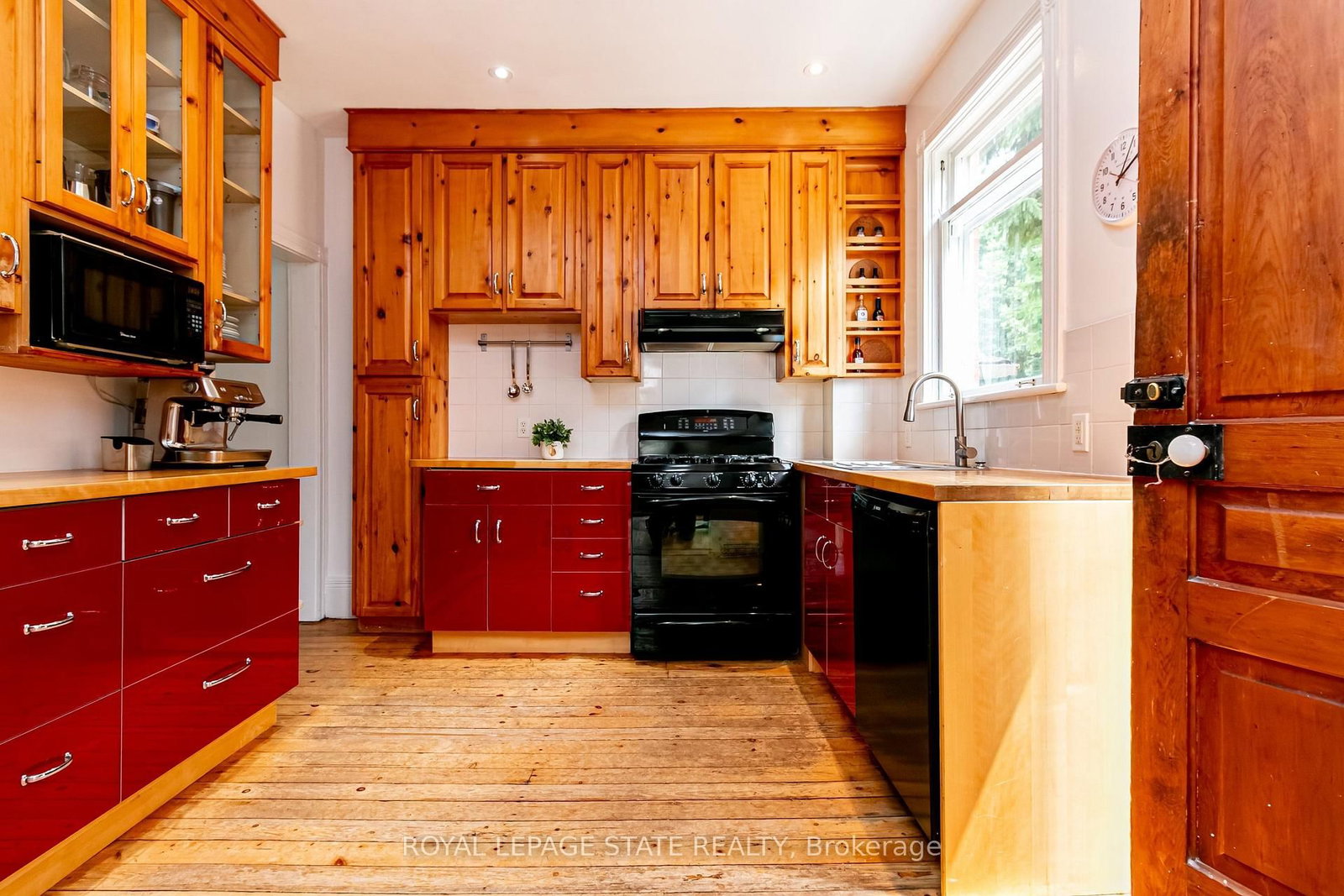 90 Victoria Street • Hamilton, ON photo 10