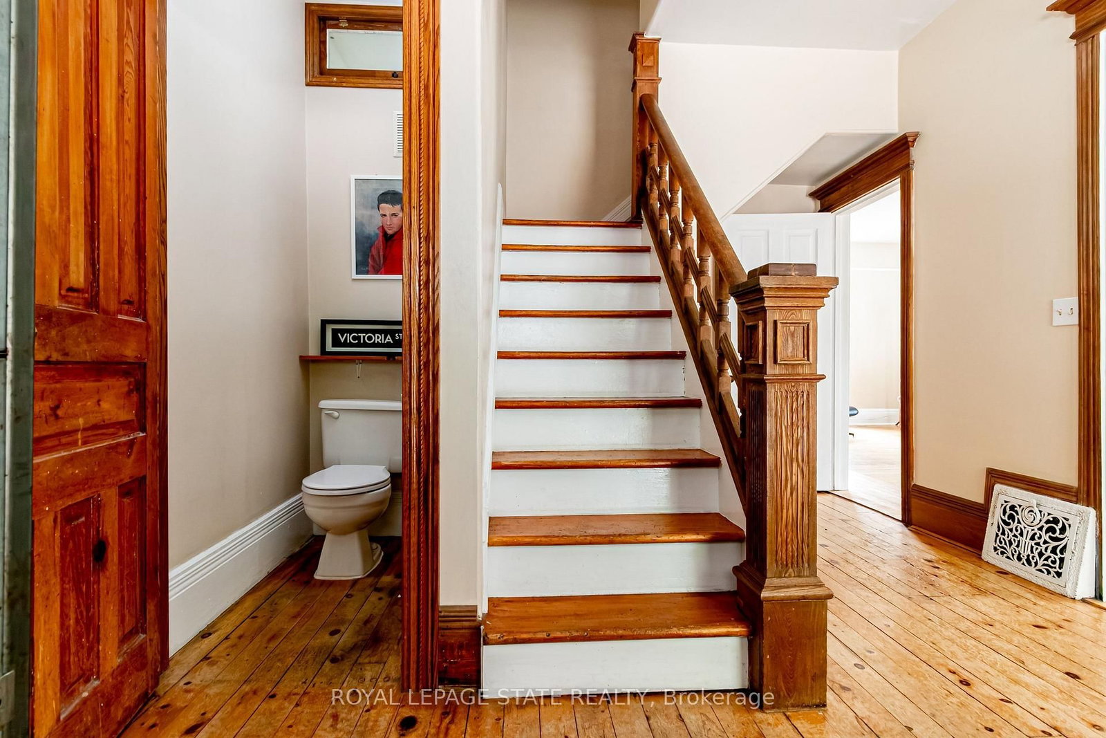 90 Victoria Street • Hamilton, ON photo 5